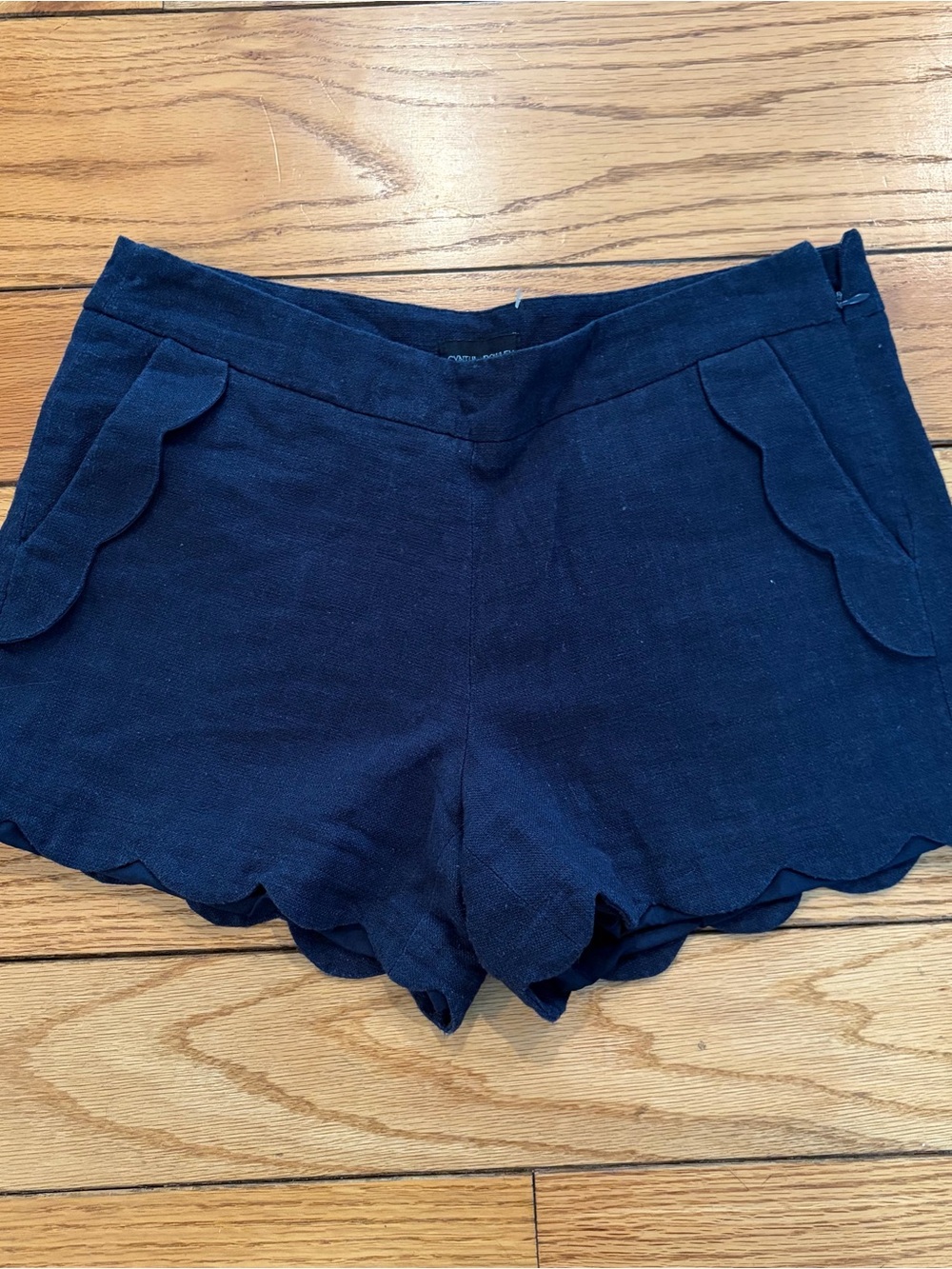 Cynthia Rowley Sz4 Navy Scalloped Hem High-Waist Shorts